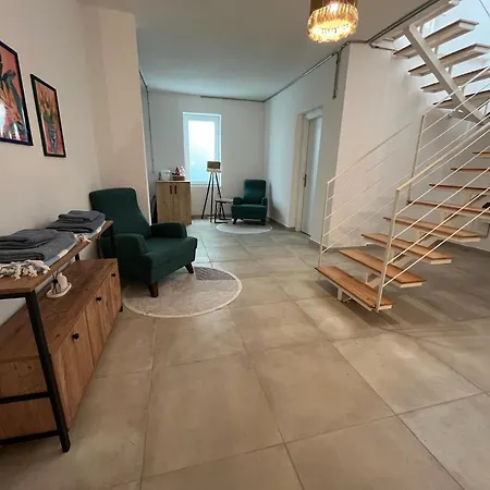 Vilă Derya Agullu 2 *